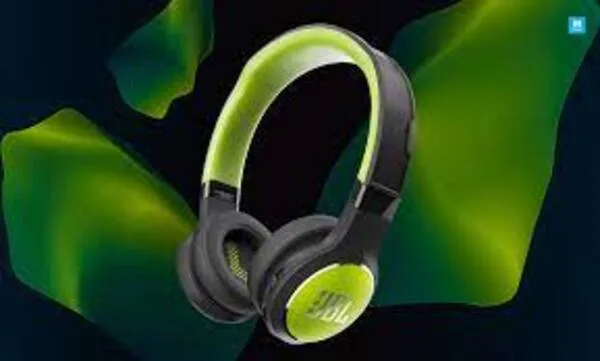 JBL Launches Solar-Powered Headphones on Indigogo